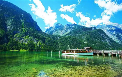 游小镇，看城堡，品啤酒配美食才不枉德国之行